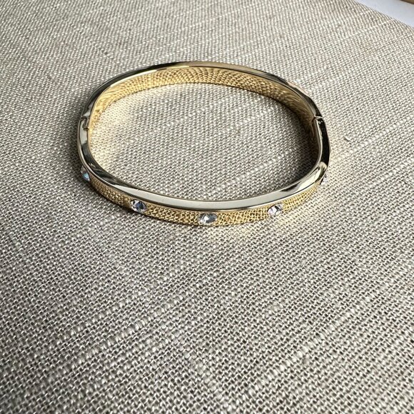 Park Lane "Jewel" Bangle Bracelet W Crystal Accents Gold-Tone Hinged - Picture 5 of 7